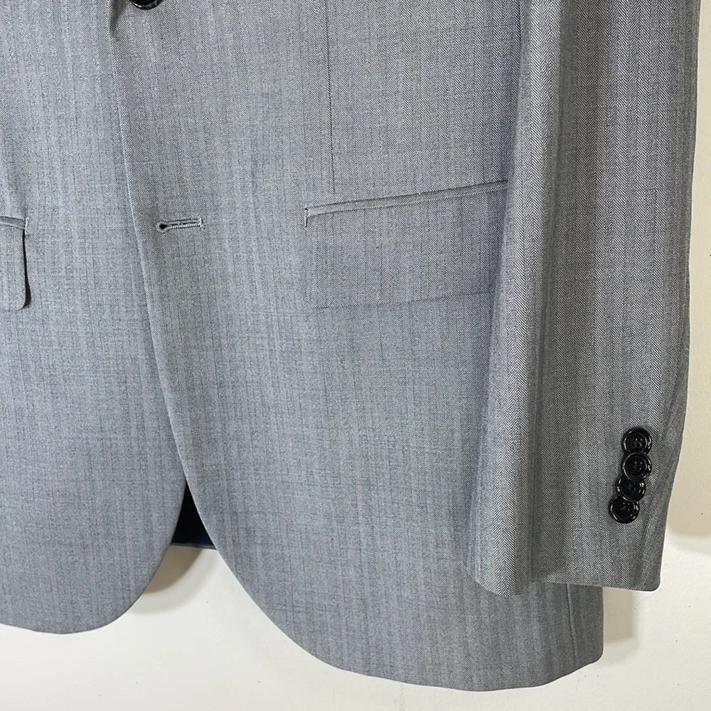 NEW! INDOCHINO Two-Button Wool Blazer. Men’s P (42R).